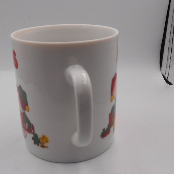 VINTAGE PEANUTS MERRY CHRISTMAS COFFEE TEA MUG CUP COLLECTIBLE CIRCA 1978 - Picture 2 of 8